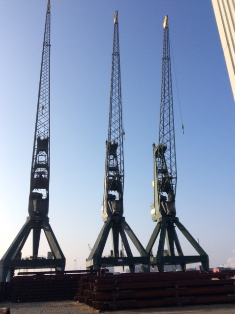 2 Stukgoed Cranes 35-tons for sale